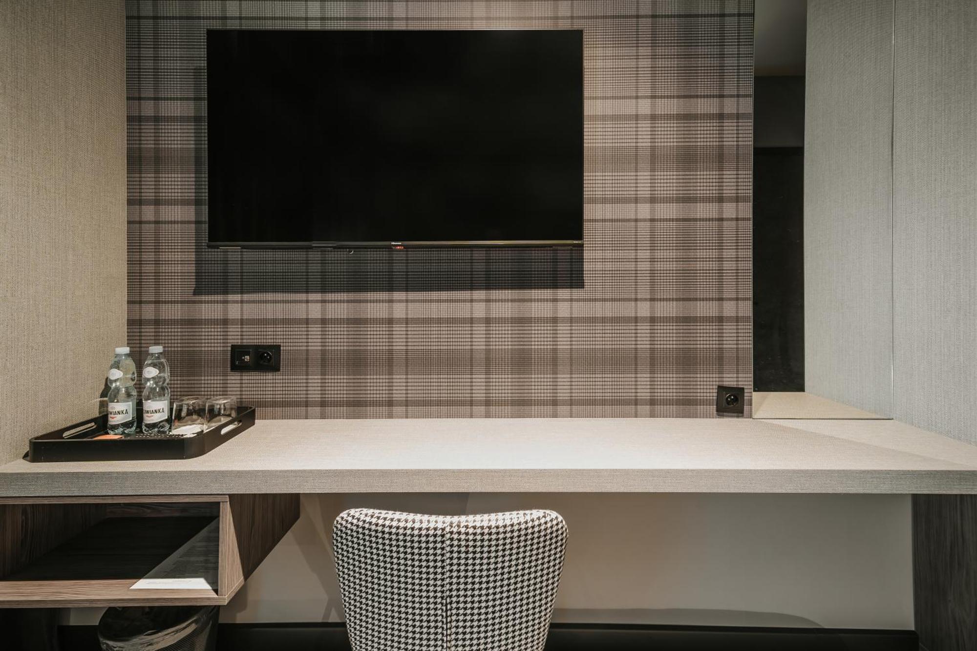Nerohome Bed&Breakfast Łomża エクステリア 写真