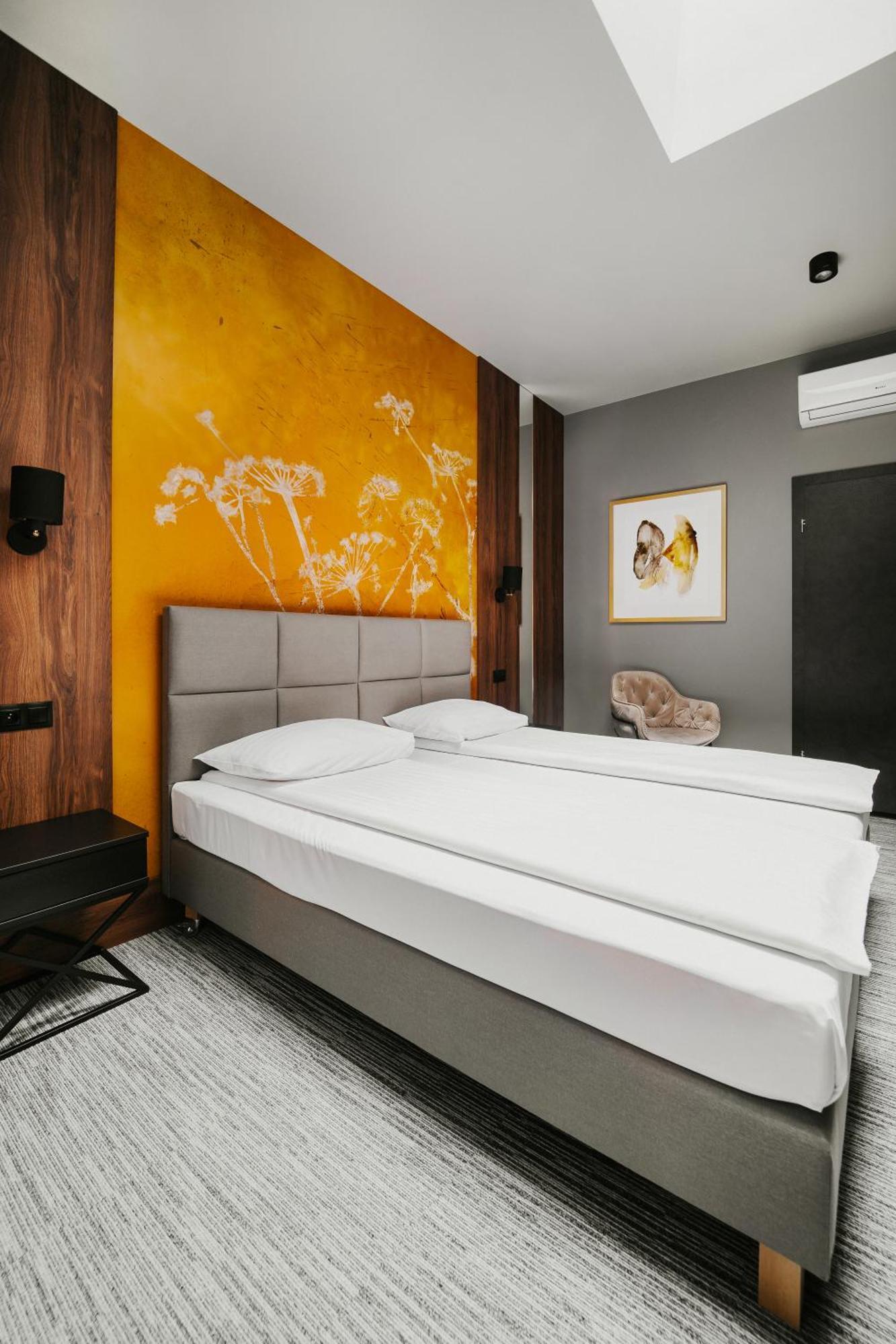Nerohome Bed&Breakfast Łomża エクステリア 写真